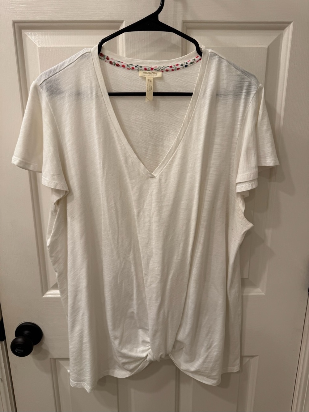 Matilda Jane with Joana Gaines White V-Neck Short Sleeve Knot Front Tee